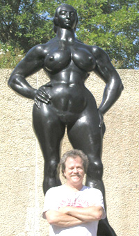 Buns of Stone, Breasts of Bronze